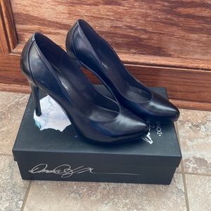 Donald Pliner Edrice Shoe - Size 8.5